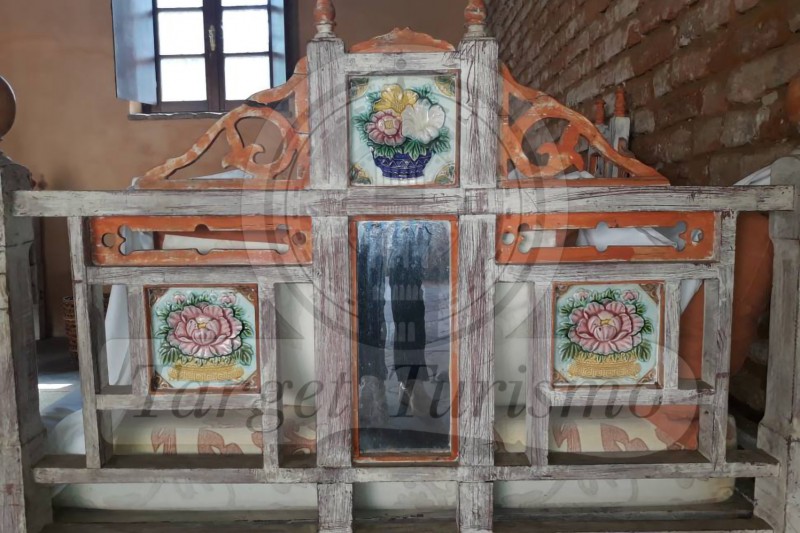 Pedalando lungo il naviglio civico