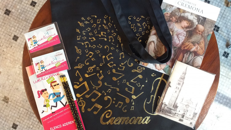 A Natale regala CREMONA