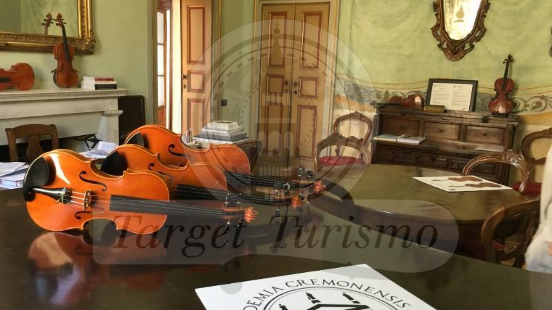 Palazzo Mina Bolzesi Academia Cremonensis