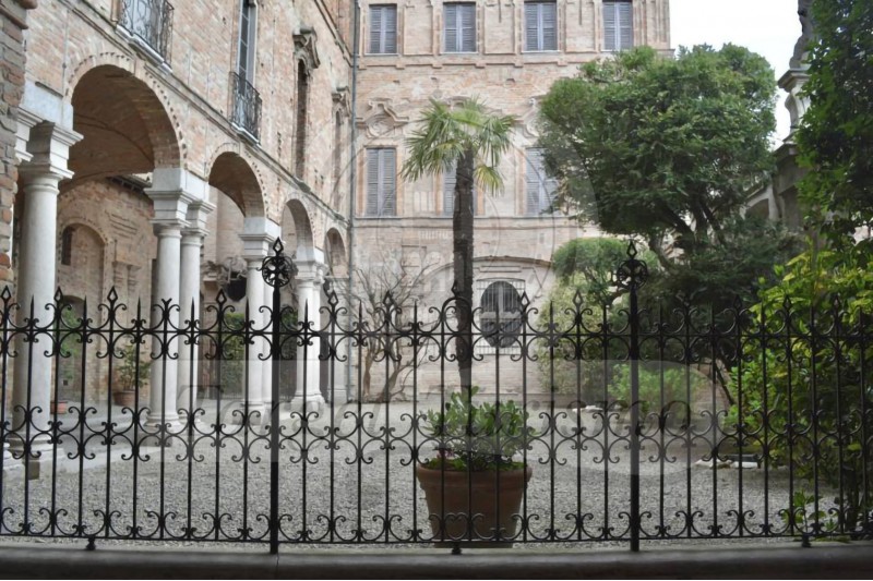 Palazzo Terni de Gregorj