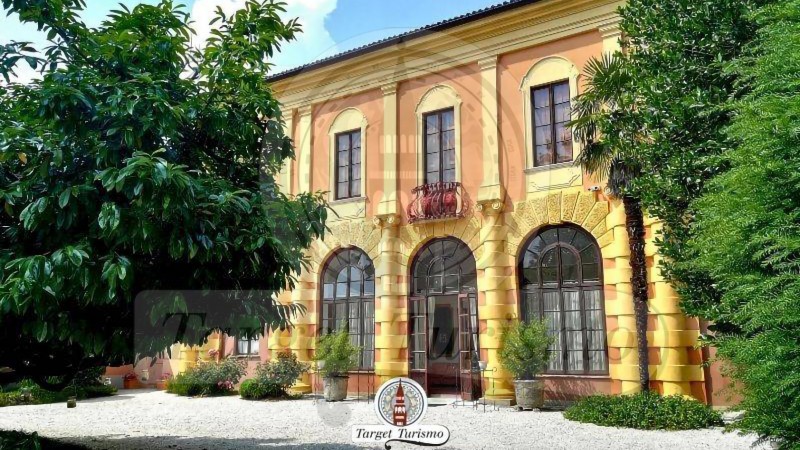 Villa Manna Roncadelli Vaghi (Corte de' Frati)