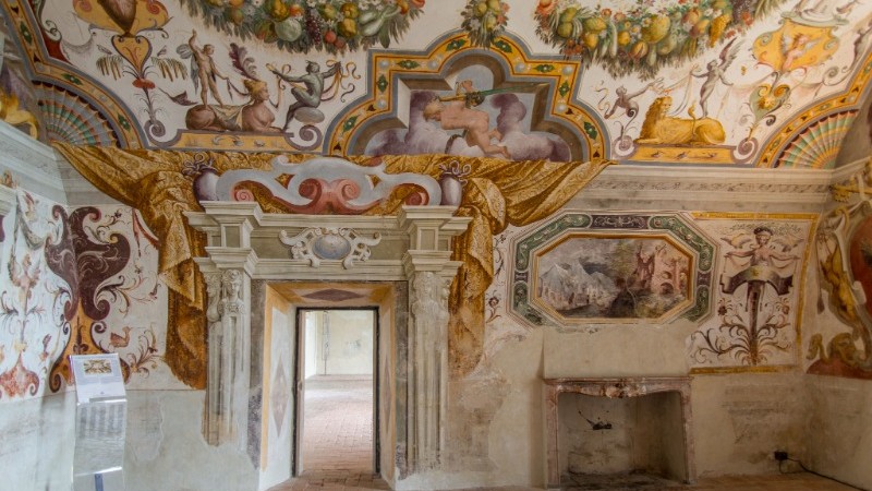 IL CASTELLO DI TORRECHIARA