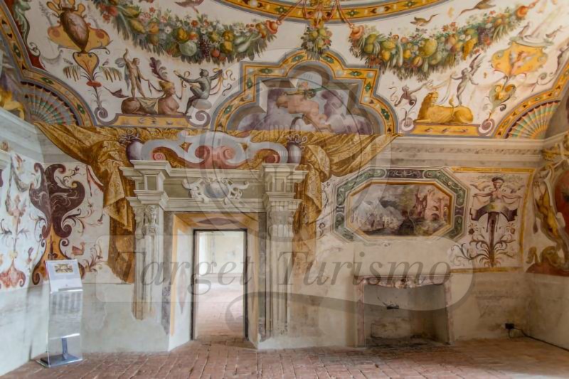 IL CASTELLO DI TORRECHIARA