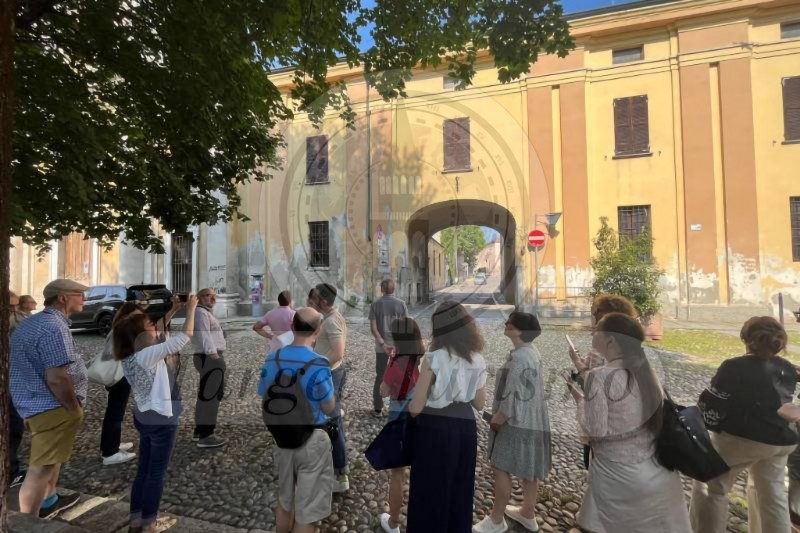 PASSEGGIATE CREMONESI